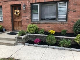 Building Photo - 20 Manners Ave
