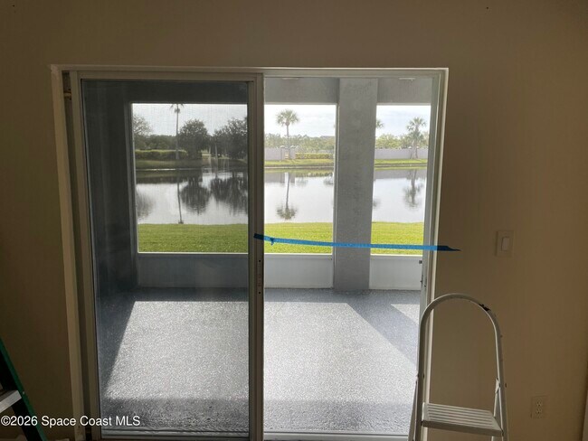 Building Photo - 1895 Bayhill Dr