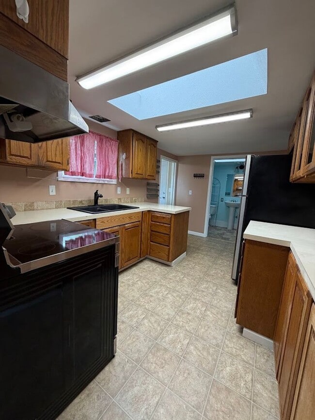 Building Photo - 3831 Duplex Ct SE