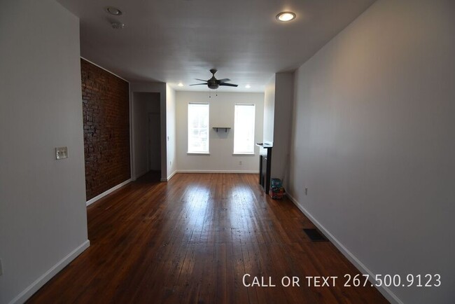 Building Photo - Great  2BR house in Port Richmond area. W/...