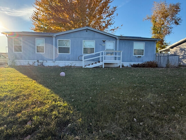 Building Photo - 605 N Executive Dr