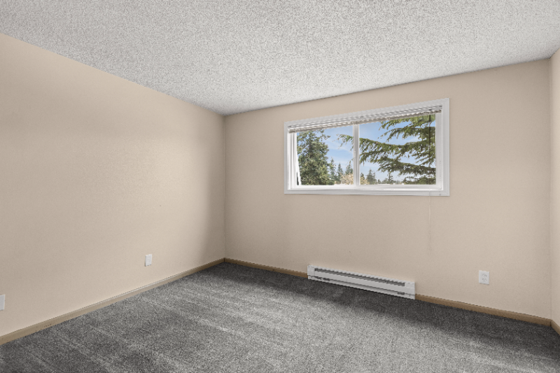 Building Photo - 11540 Pinehurst Way NE
