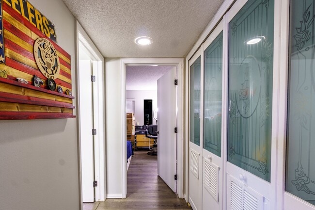 Building Photo - Beautiful condo on Iguana for rent