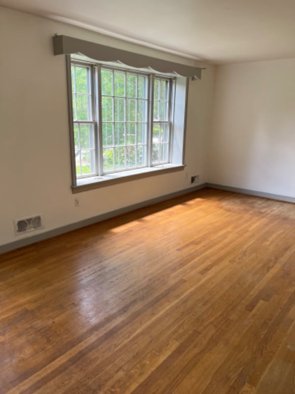 Building Photo - 1507 Westshire Ln