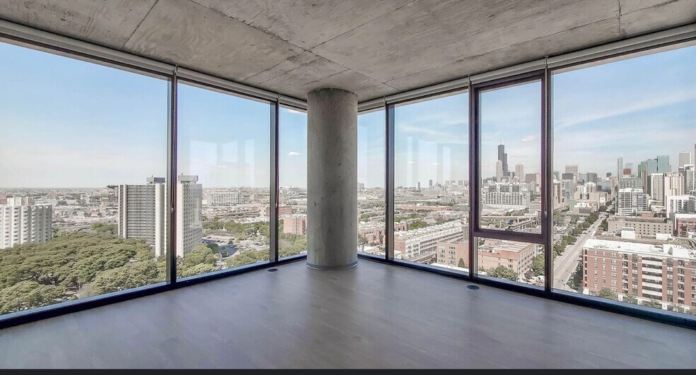 Building Photo - 2112 S Wabash Ave