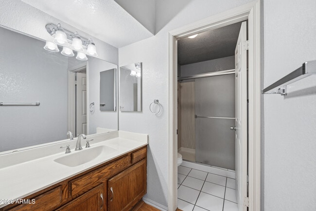 Building Photo - 3510 E Hampton Ave