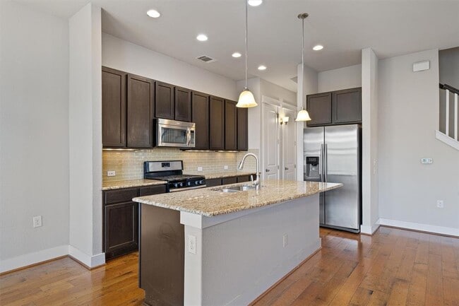 Building Photo - 9301 Cardinals Nest Ln