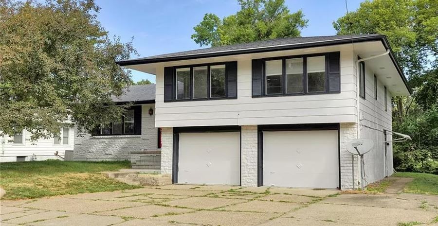 Primary Photo - 4633 Euclid Ave