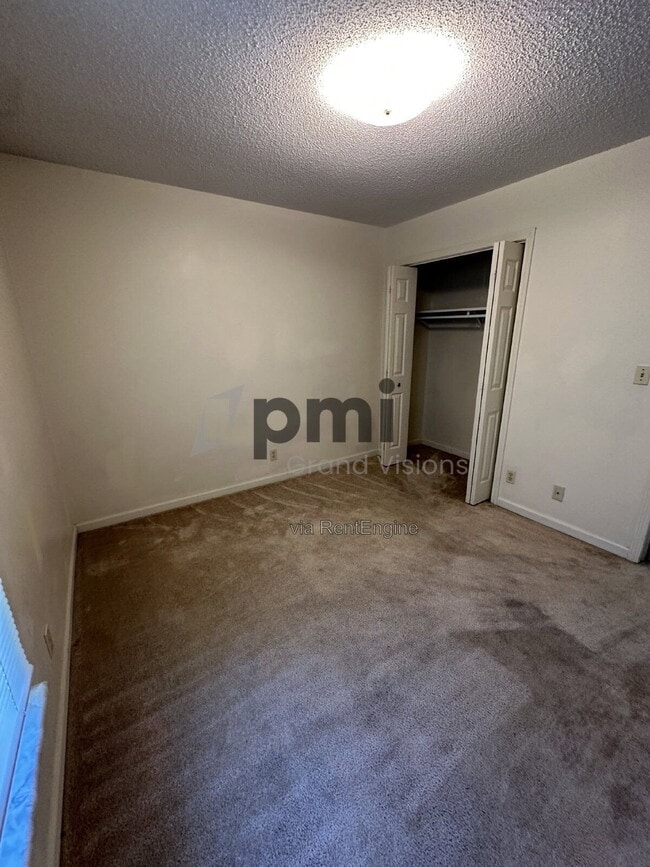 Building Photo - 1306 Arthur Ave