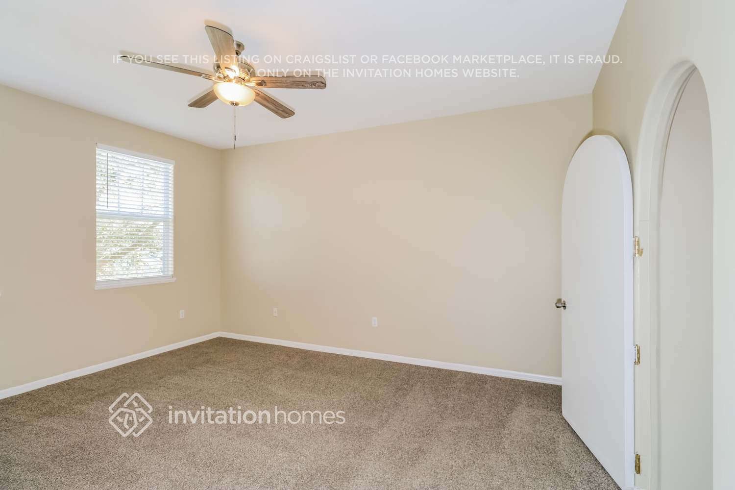 Building Photo - 4496 Four Lakes Dr