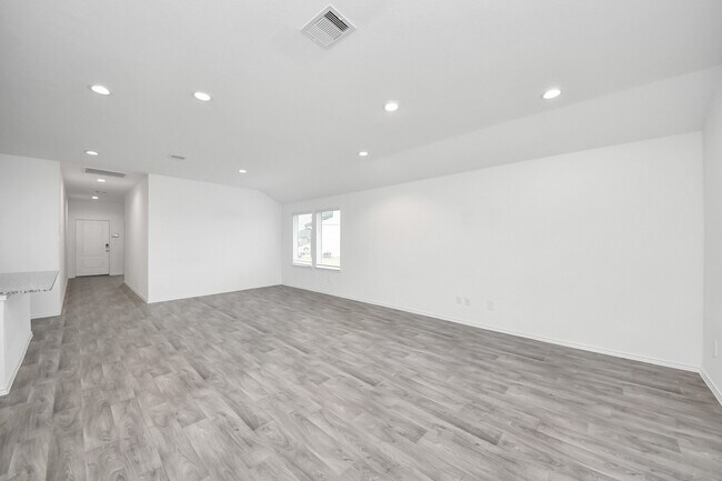 Building Photo - 1310 Bison View Ln