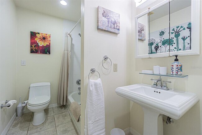 Building Photo - 5427 Villa Deste Ct