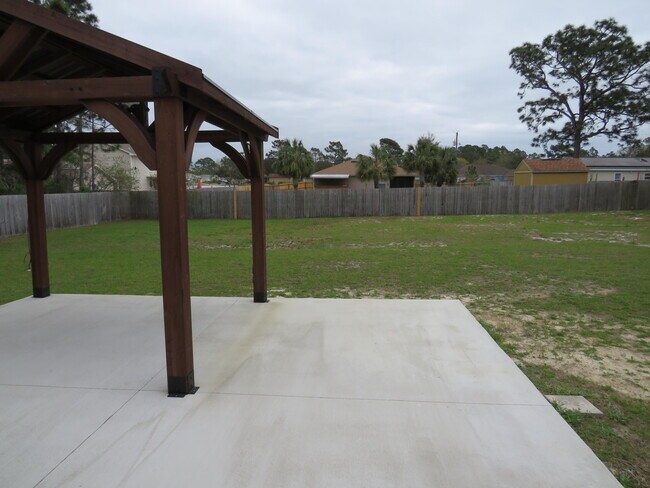 Building Photo - 2172 Las Vegas Trail