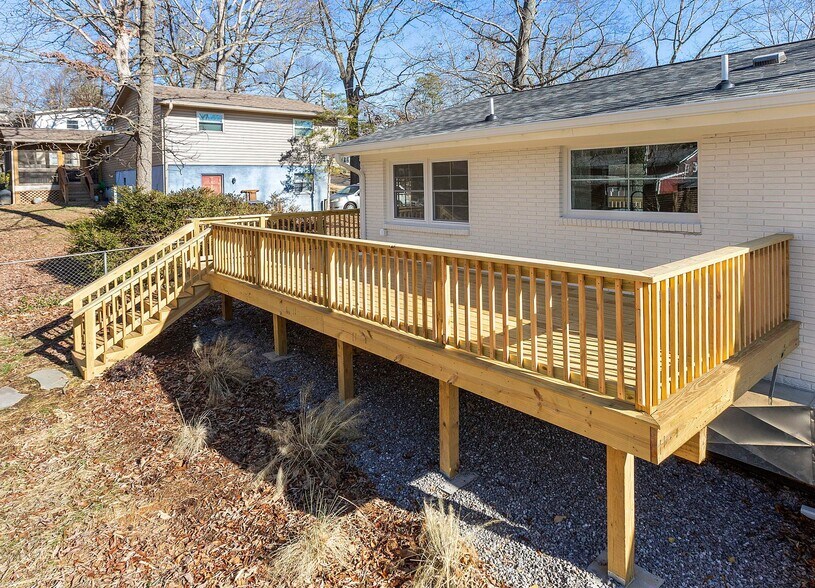 Building Photo - 713 Aeronca Rd NW