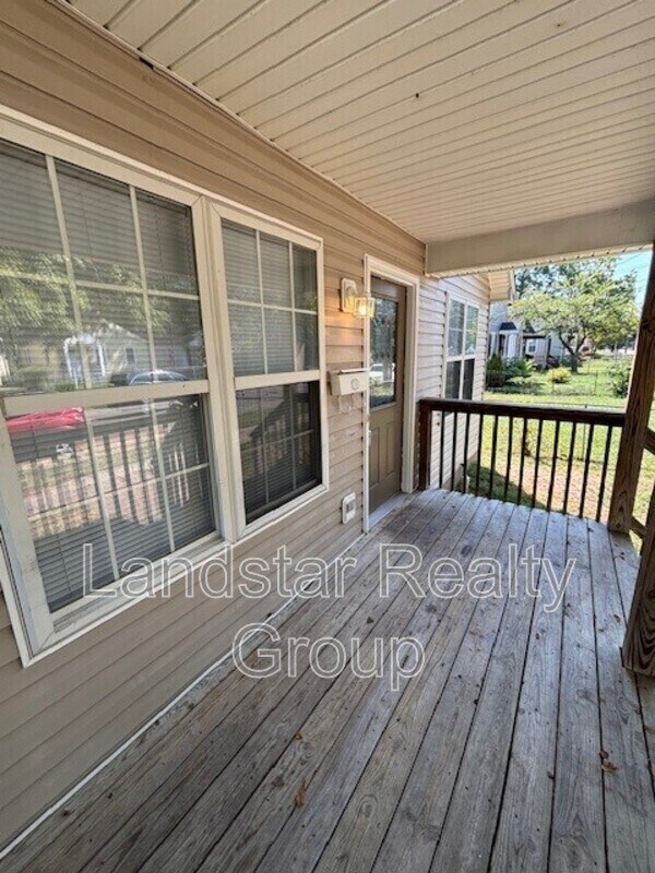 Building Photo - 3763 Parthenia Ave