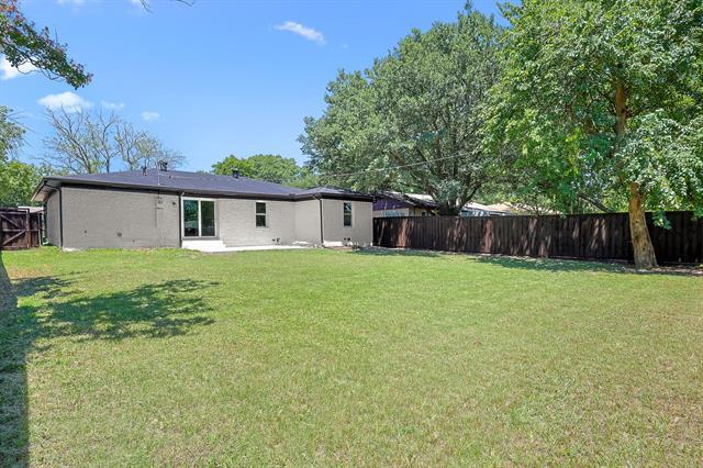 Building Photo - 3520 Sidney Dr