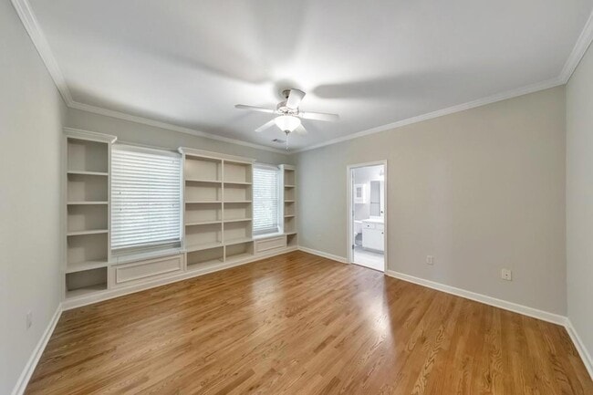 Building Photo - 11180 W Rd