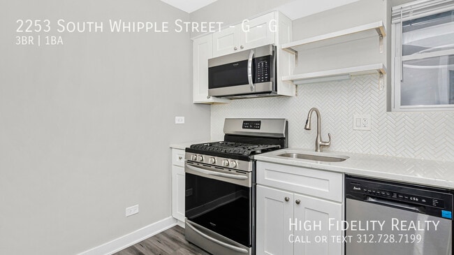 Building Photo - 2253 S Whipple St