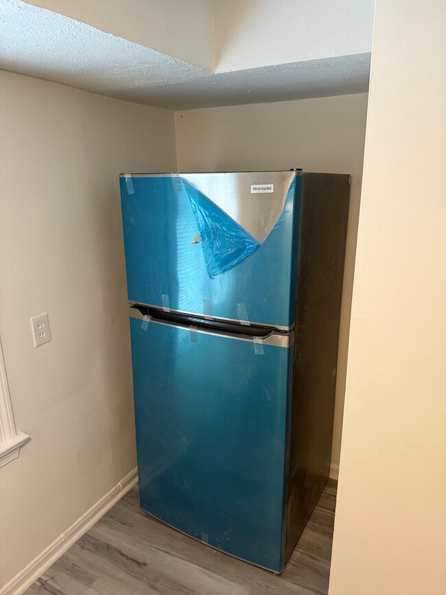 Building Photo - 19807 Wickfield Ave