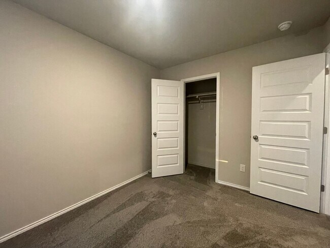 Building Photo - Piedmont Schools