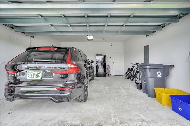 Building Photo - 1368 Haywagon Tr.