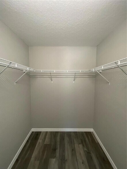 Building Photo - 15931 SW 57th Terrace Rd