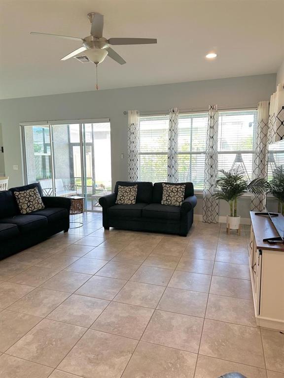 Building Photo - 7266 Desert Mandarin St