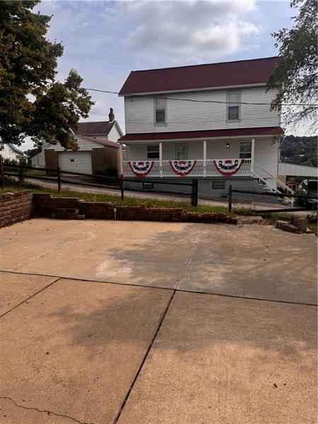 Building Photo - 531 Bluff St
