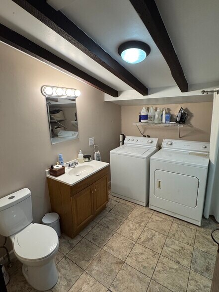 Bathroom - 31 Walling Rd