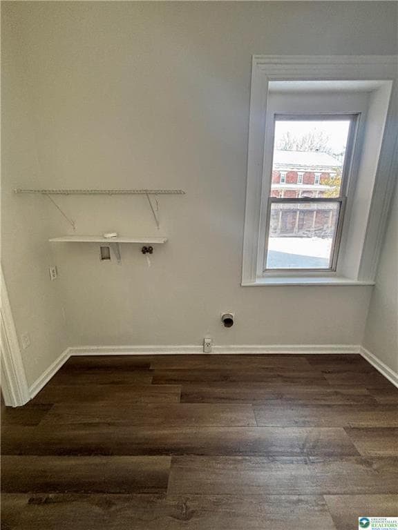 Building Photo - 350 Main St