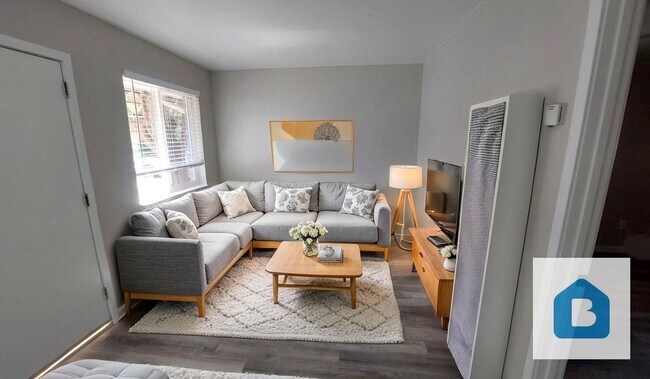 Building Photo - 201 N 30th St