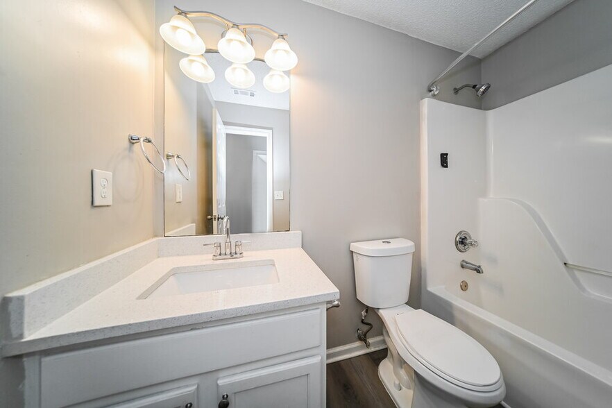 Building Photo - 6243 Sayler Park