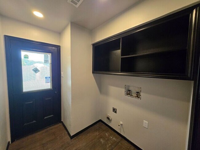 Building Photo - 10327 Bernardin Cir