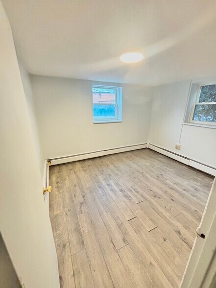 Building Photo - 41 Colborne Rd