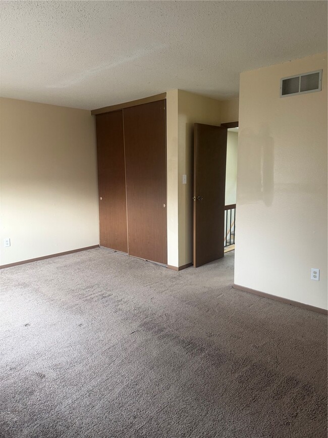 Building Photo - 11752 Russet Meadow Dr