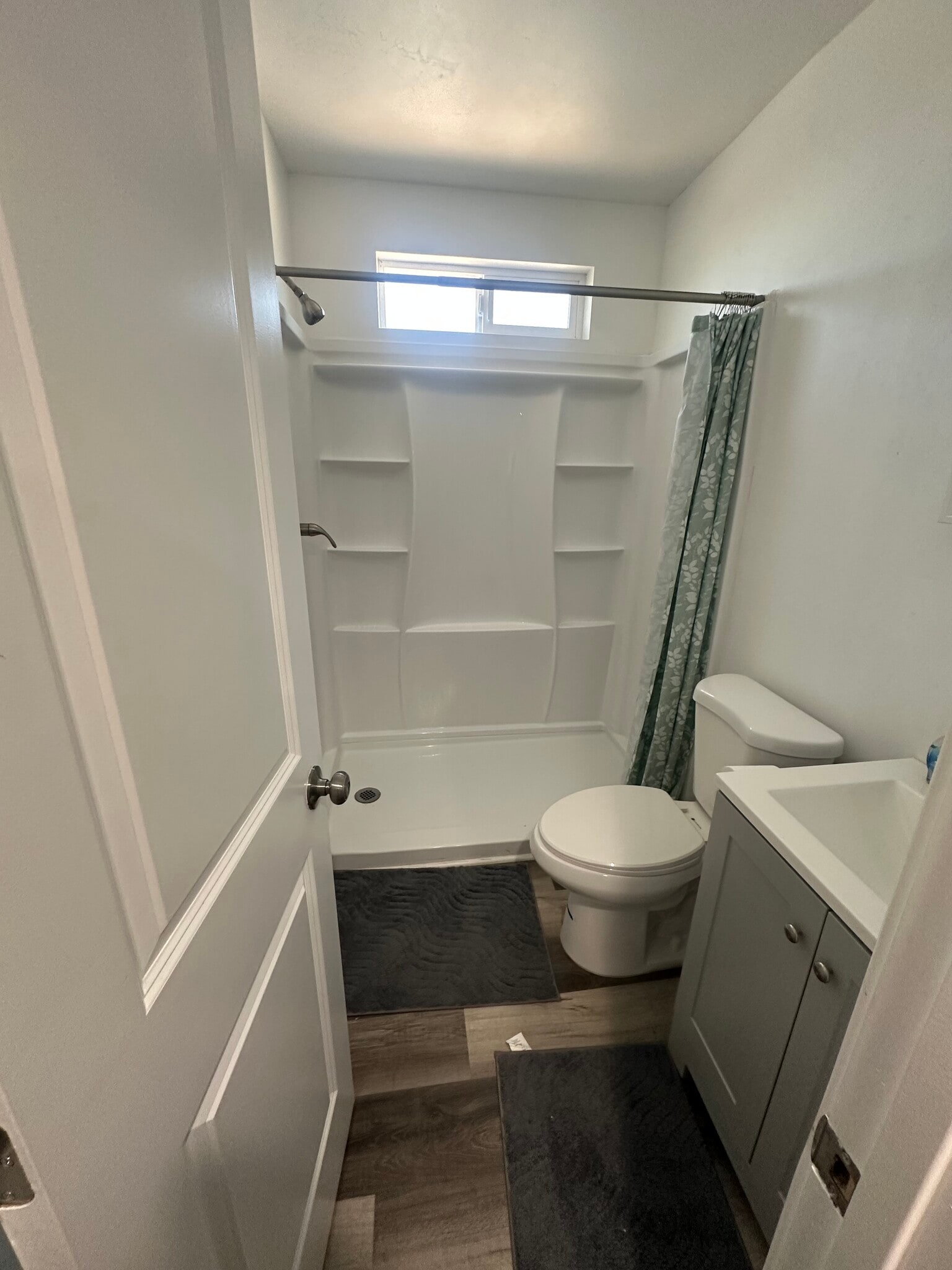 Building Photo - 534 R Ave