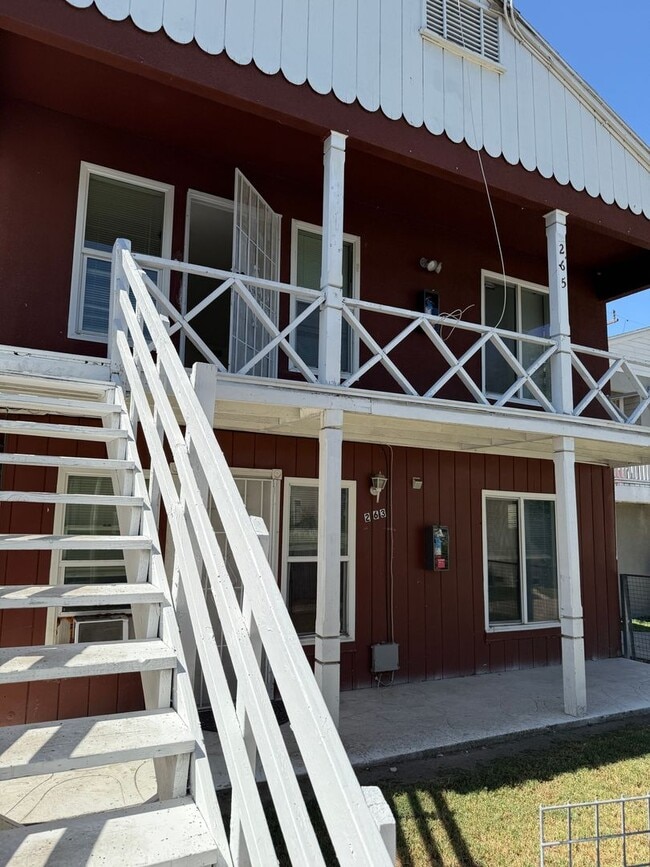 Building Photo - House for rent