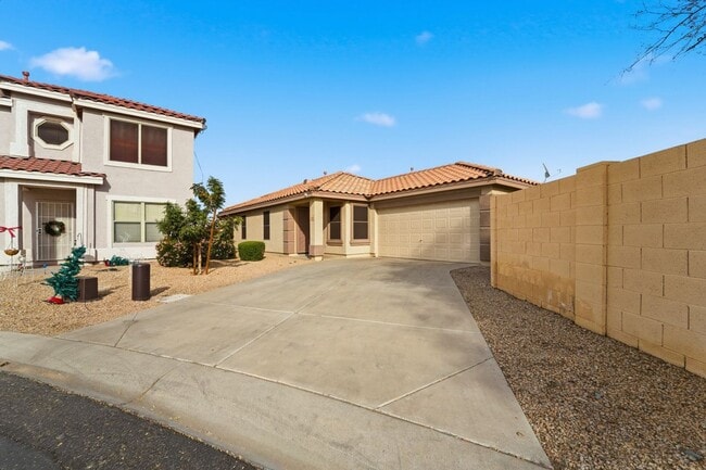 Building Photo - Quiet Cul-De-Sac Living in the Heart of Chandler