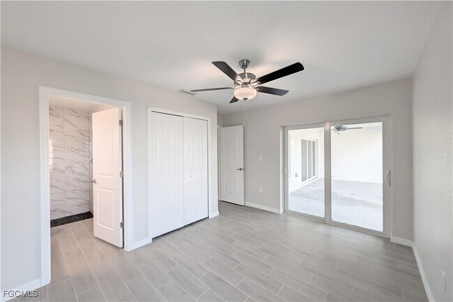 Building Photo - 707 Kismet Pkwy E