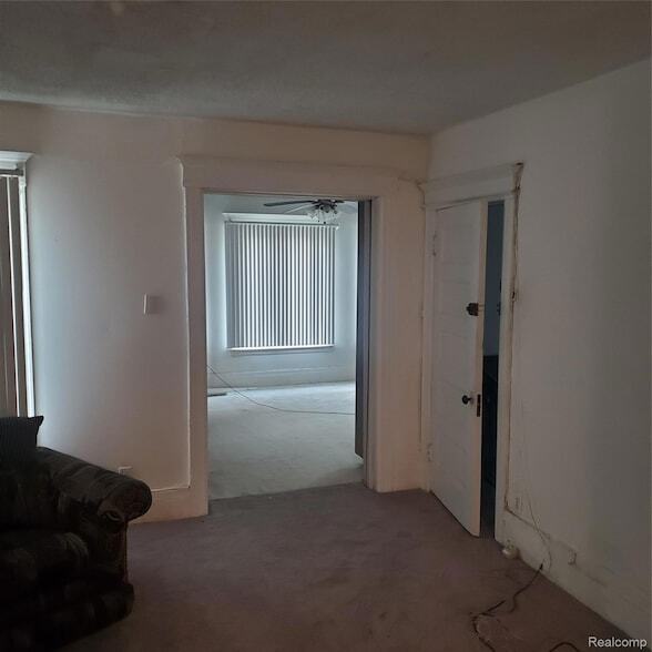 Building Photo - 1260 Fischer St