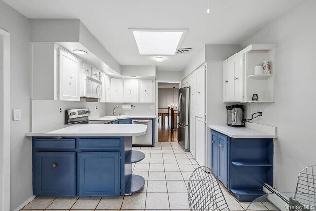 Building Photo - 44 Palisades Ct