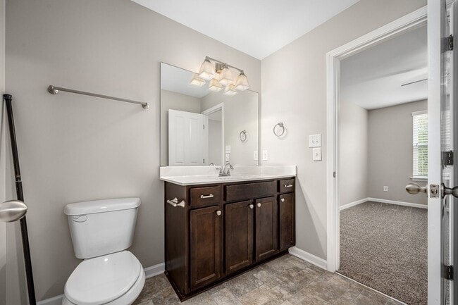 Building Photo - 2118 Middle Tennessee Blvd