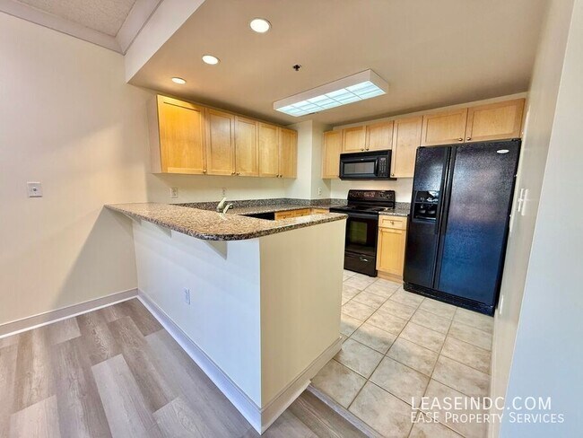 Building Photo - 777 7th St NW