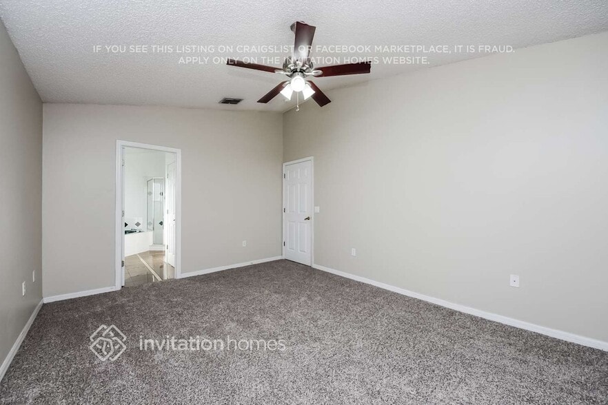 Building Photo - 310 Sherborne Ln