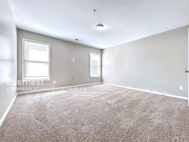 Building Photo - 1189 Parkview Ln NW