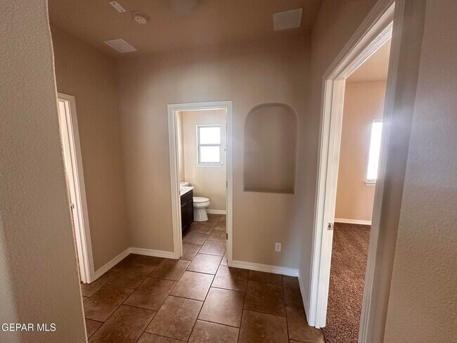 Building Photo - 14629 Ava Leigh