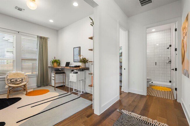 Building Photo - 8416 Apogee Blvd