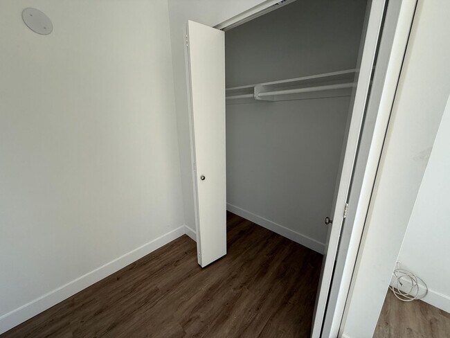 Building Photo - 14542 Carfax Dr