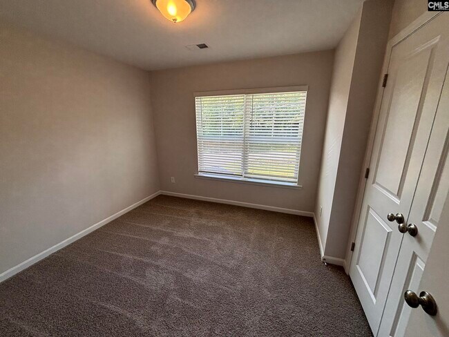 Building Photo - 366 Rabon Rd