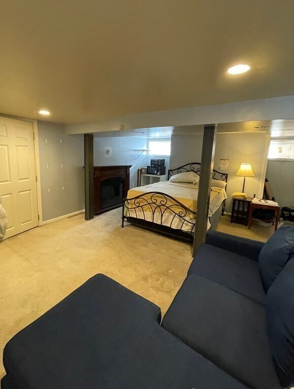 Building Photo - 49 Deerfield St